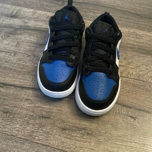 Nike Kids' Air Jordan low top shoes